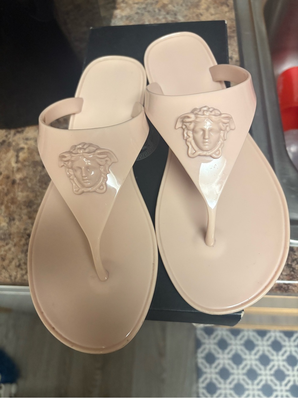 Versace rose pink Medusa Jelly Thong Sandals - Picture 1 of 9